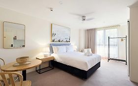 Queen Studios With Sofa Bed At Manly - 3Min Walk To Corso & Manly Beach